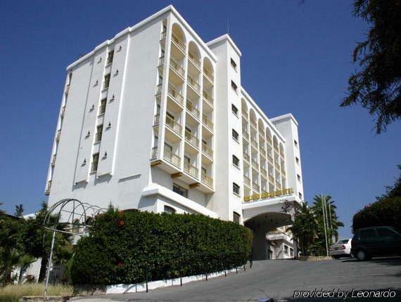 Golden Arches Hotel Limassol Kültér fotó