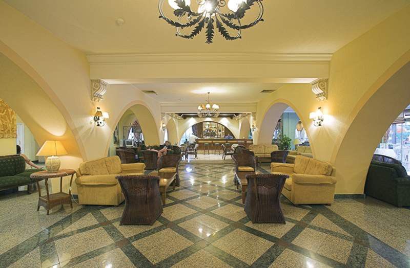 Golden Arches Hotel Limassol Kültér fotó
